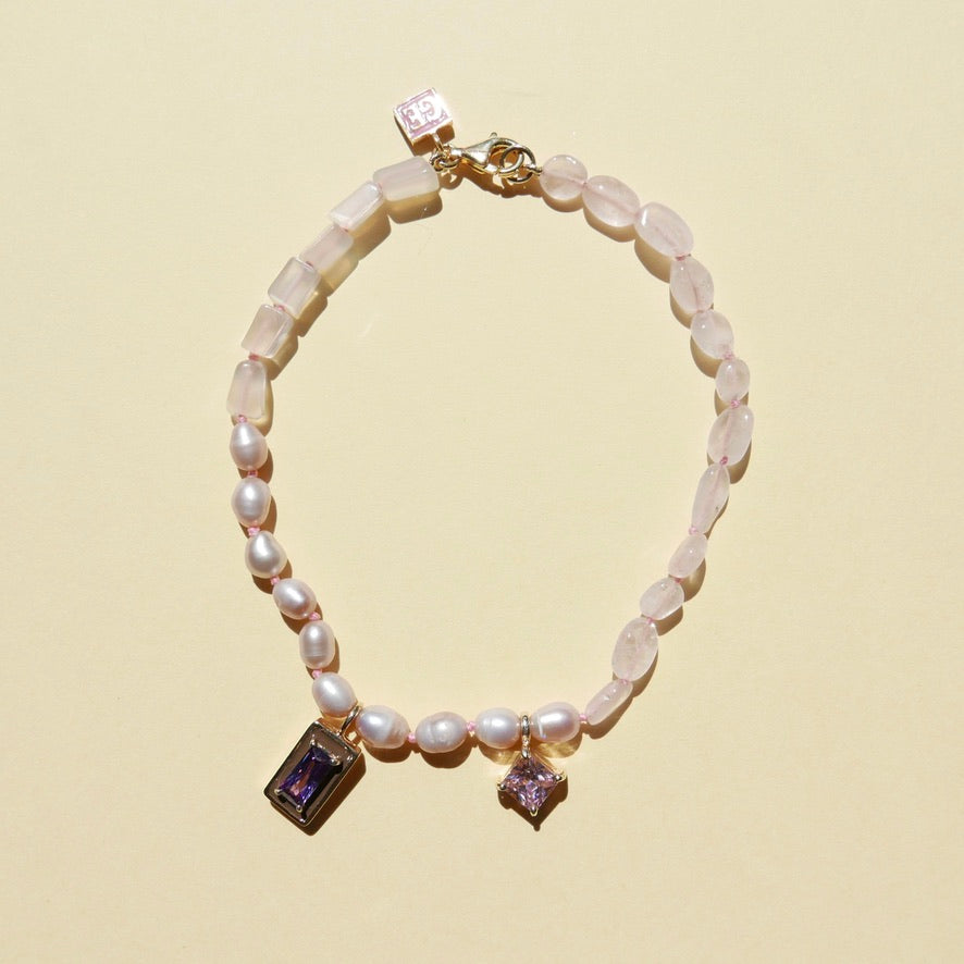 Light Tone Pearl & Enamel Anklet