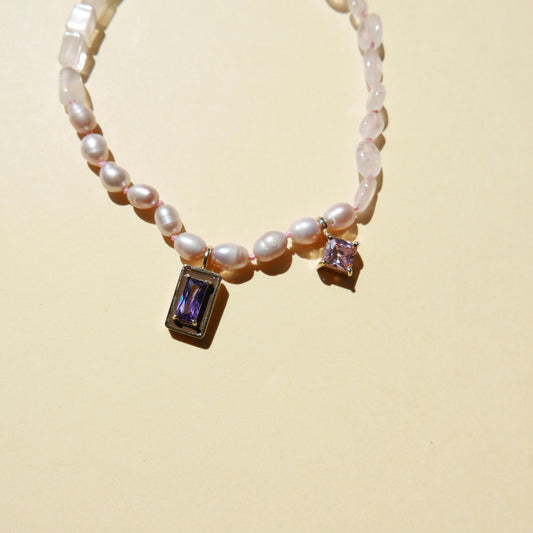 Light Tone Pearl & Enamel Anklet