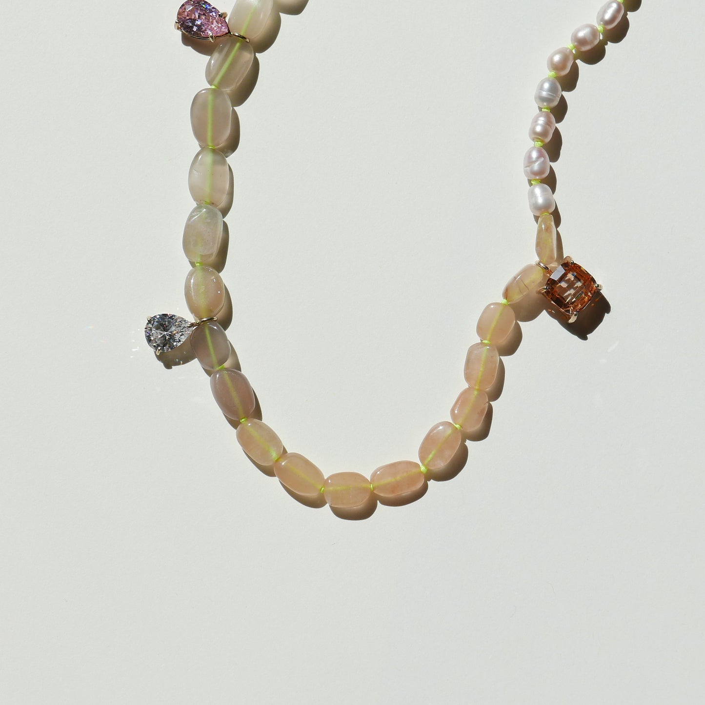 Summer Tone Pearl Necklace