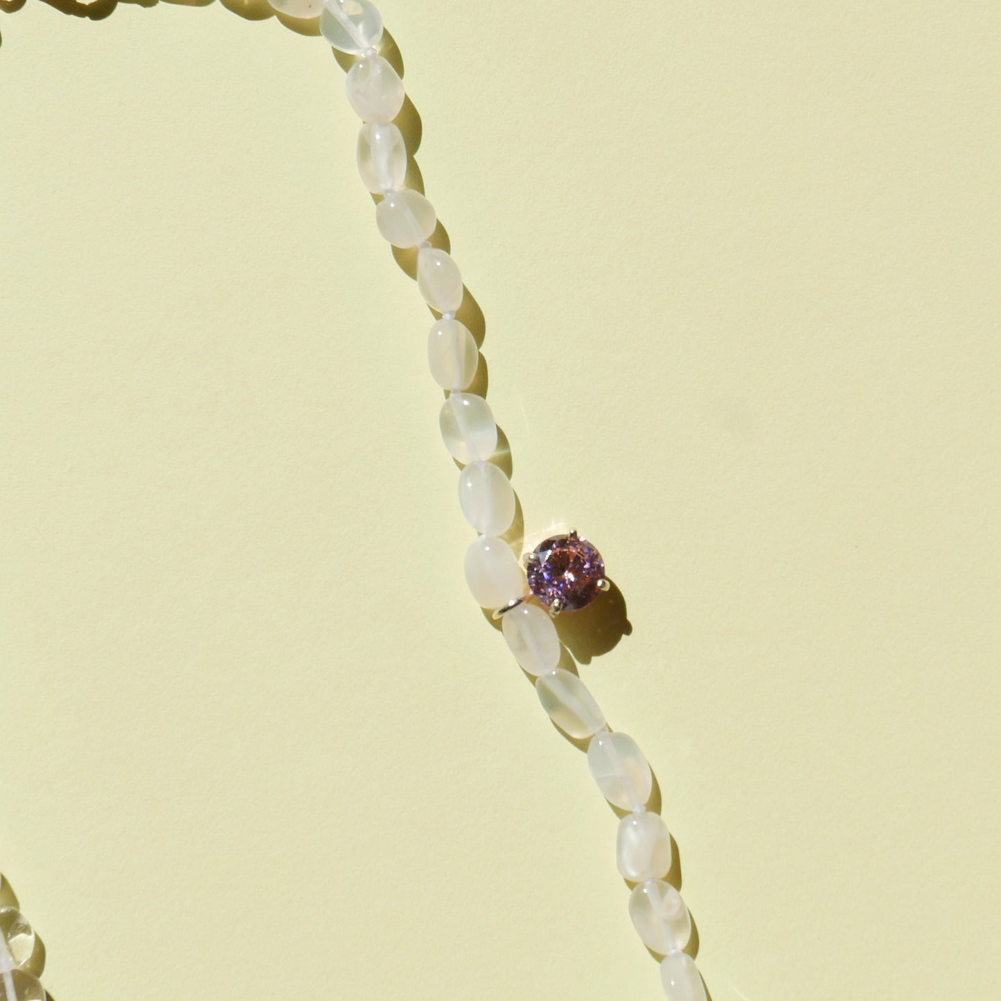 Pearl Necklace with an Electrifying Flower 2