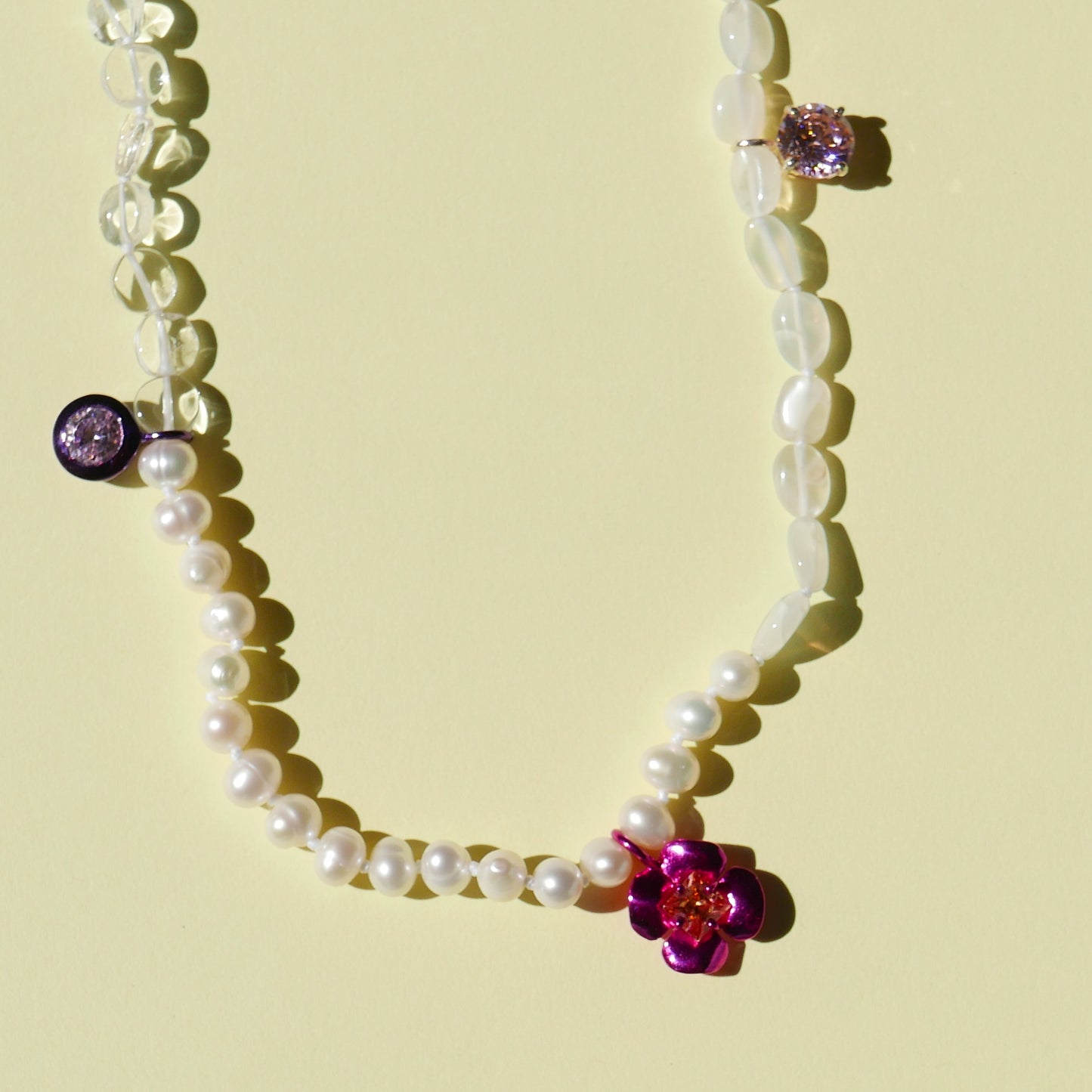 Pearl Necklace with an Electrifying Flower 2