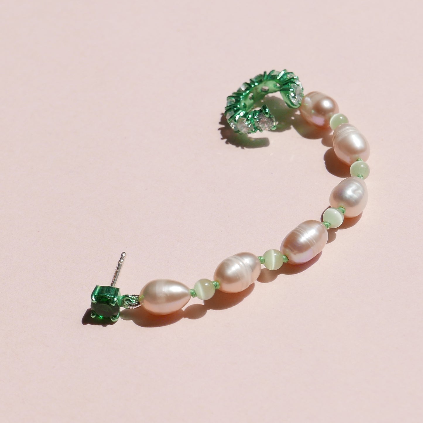 Green Electric Pearl Sling with White CZ & a Green Stud (R)